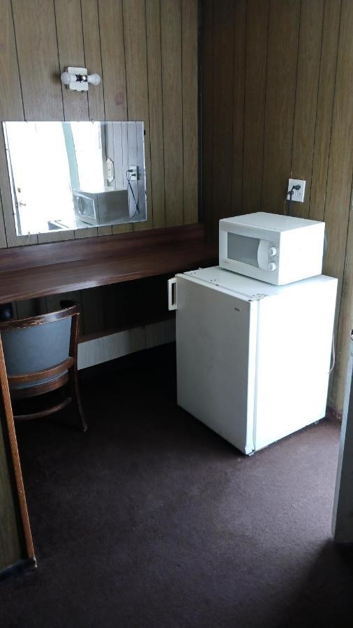 White Pine Motel Эли Экстерьер фото