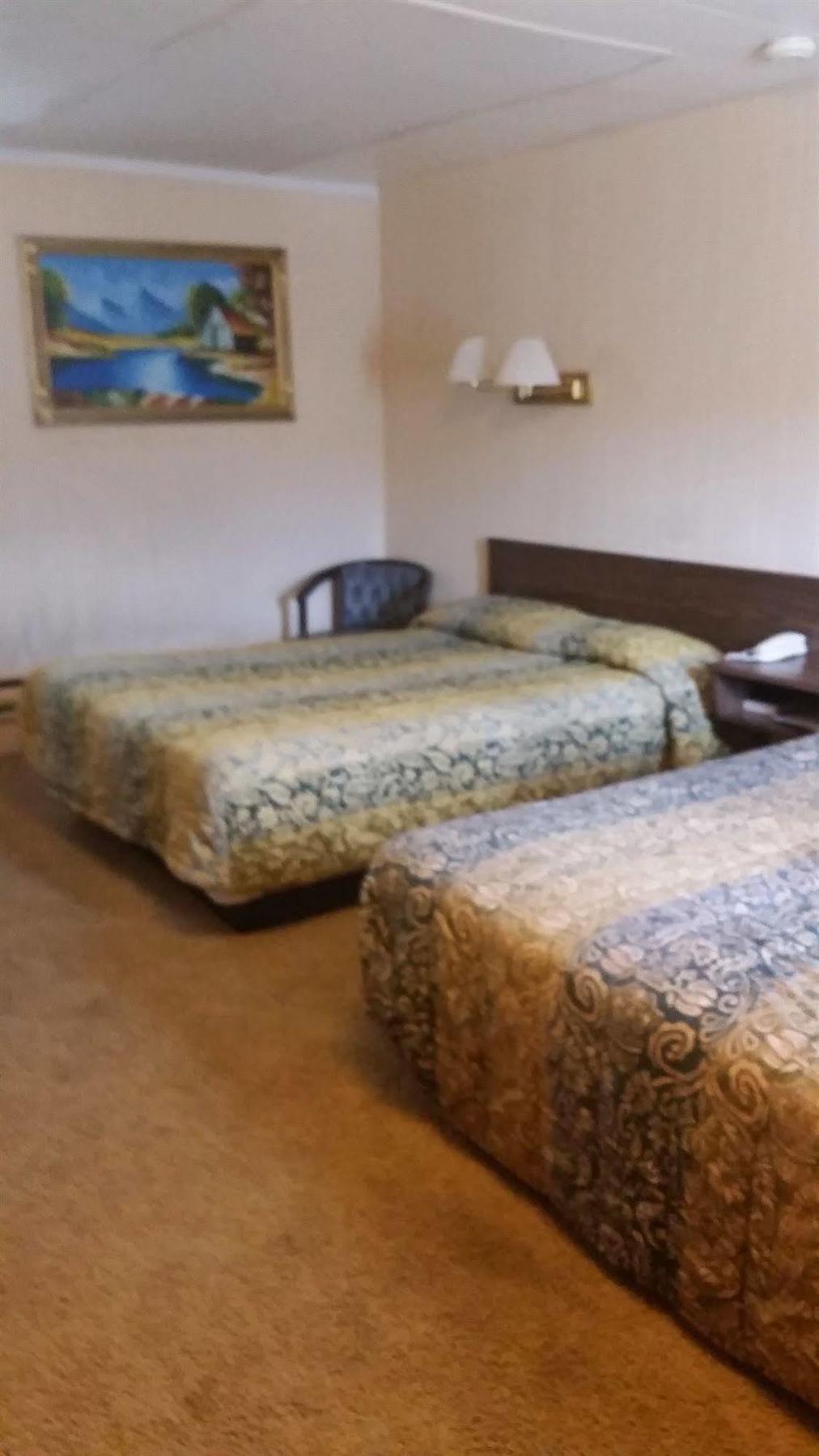 White Pine Motel Эли Экстерьер фото